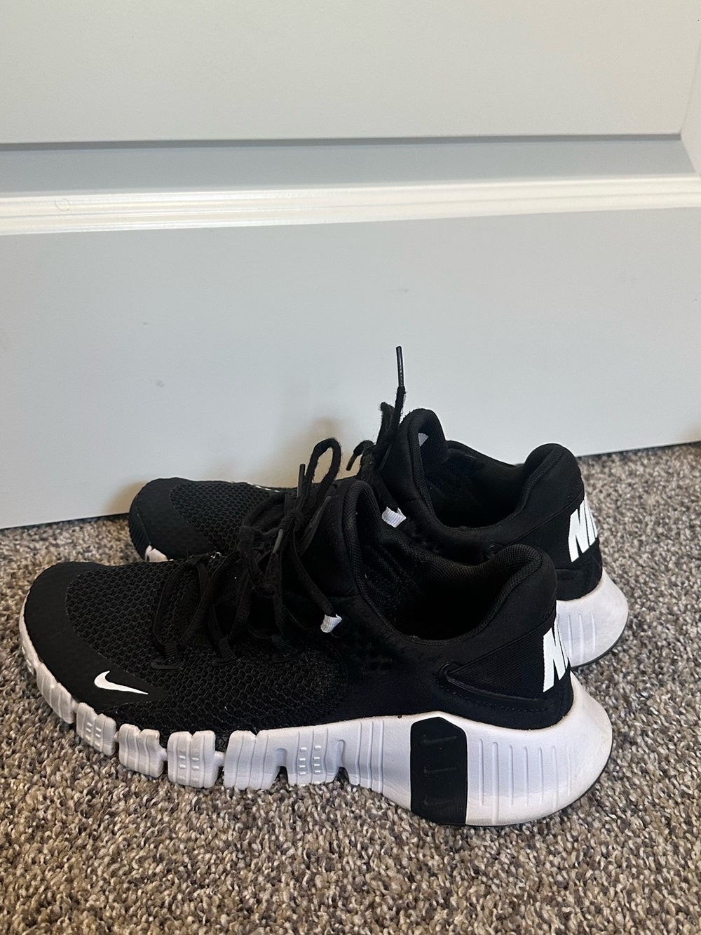 Nike Black and White Women's Flexible Training Sneakers
